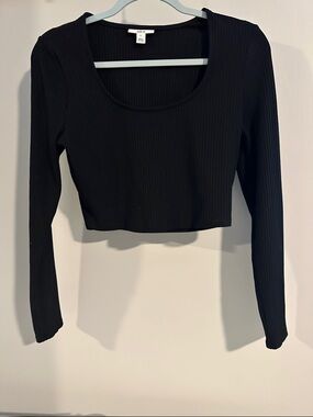 Bar III Black Ribbed Long Sleeve Scoop Neck Crop Top